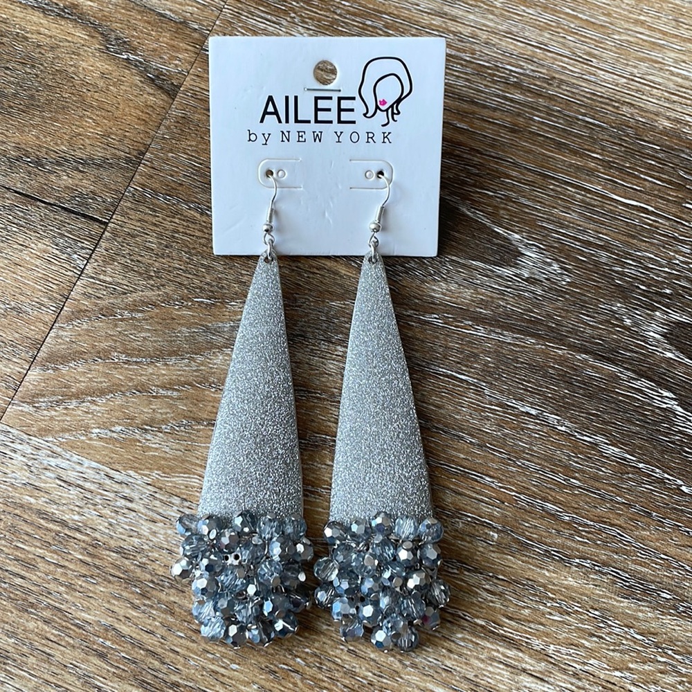 Ailee New York Glitter Silver Metallic Statement Fashion Earrings NWT